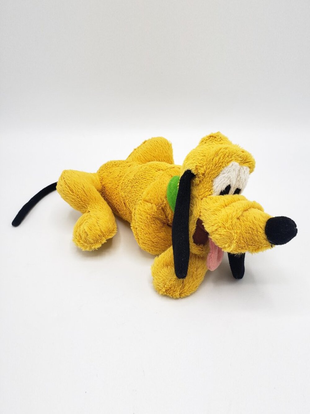Vintage Disneyland Pluto 10" Plush Lying Down Dog Collar Disney Parks Resort